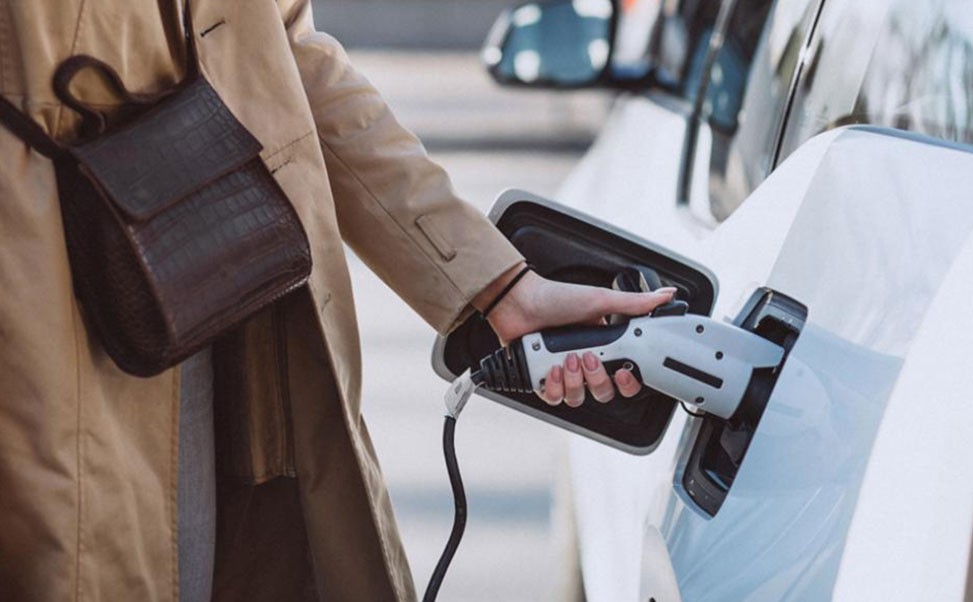 電動(dòng)汽車充電樁的使用體驗(yàn)反饋